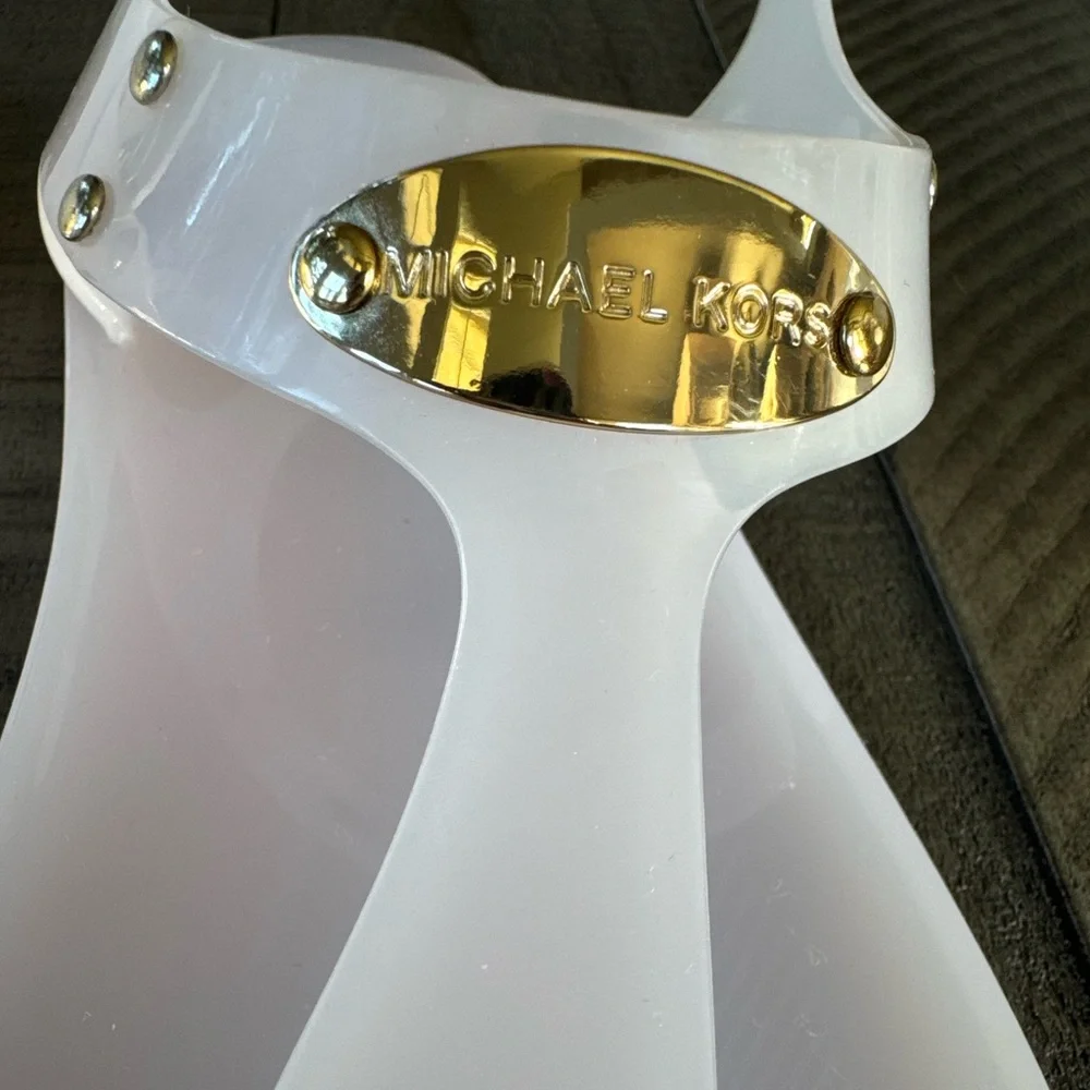 MICHAEL Michael Kors - MK Plate Jelly Thong Sandals Women's Size 7 (NWOT)